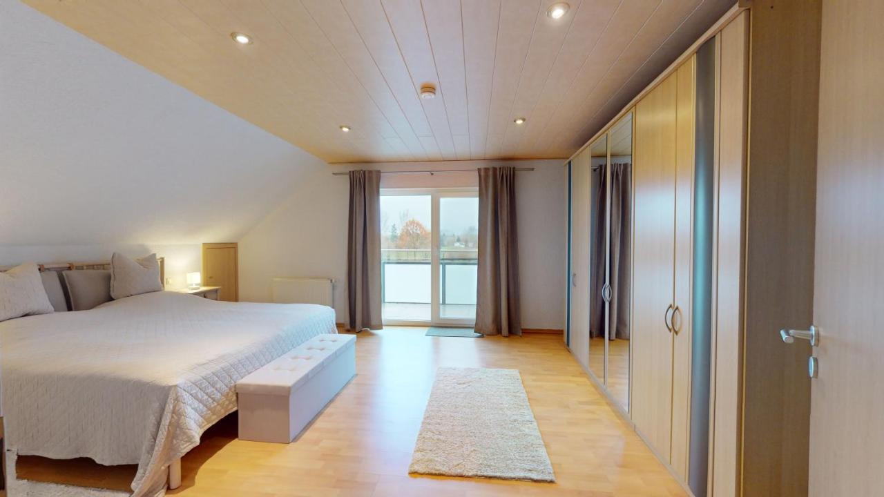 Ferienhaus Hoffmann Am Rheinbogen アルトルスハイム エクステリア 写真