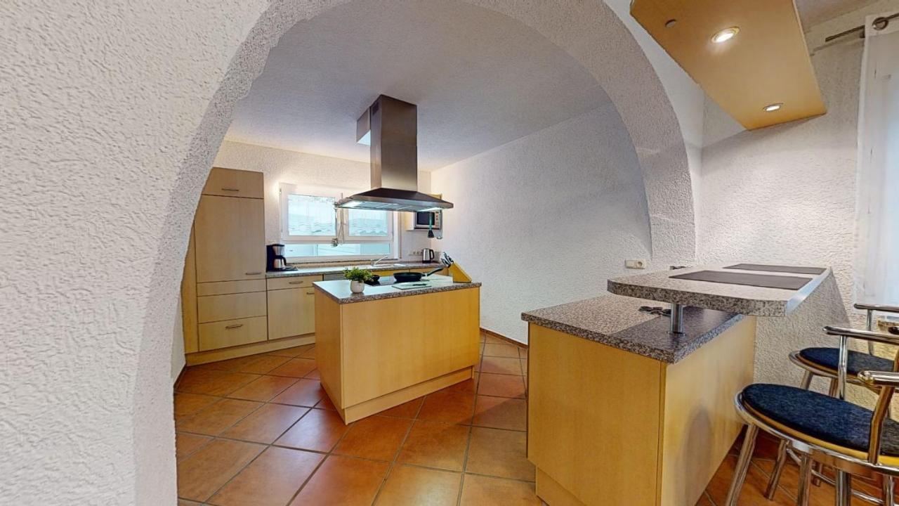 Ferienhaus Hoffmann Am Rheinbogen アルトルスハイム エクステリア 写真