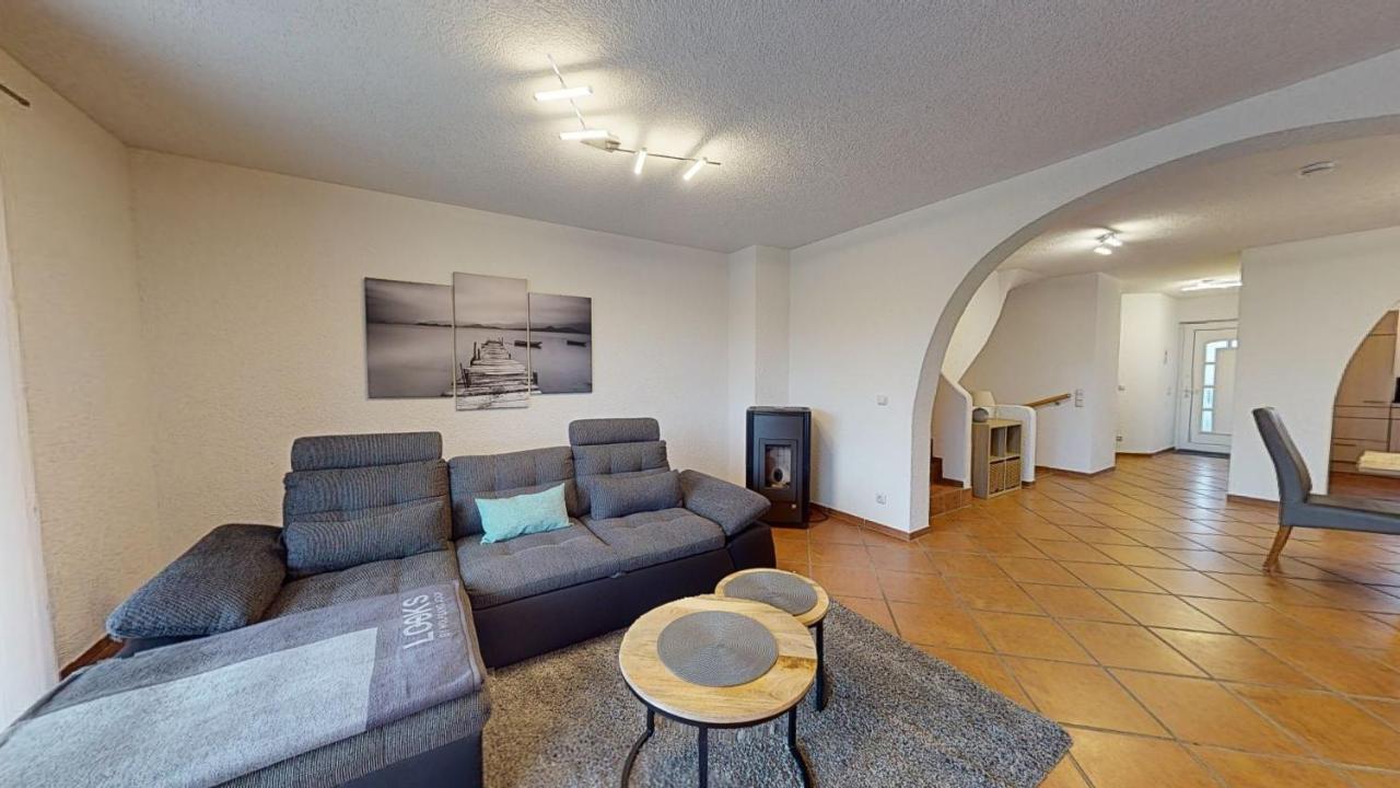 Ferienhaus Hoffmann Am Rheinbogen アルトルスハイム エクステリア 写真